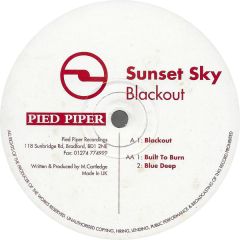 Sunset Sky - Sunset Sky - Blackout - Pied Piper