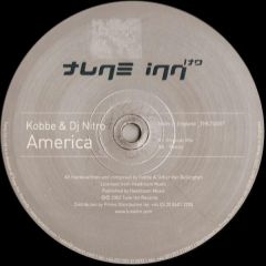 Kobbe & DJ Nitro - Kobbe & DJ Nitro - America - Tune Inn 