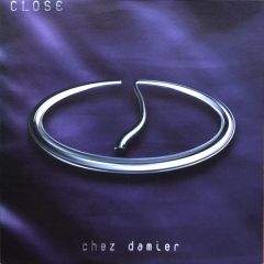Chez Damier - Chez Damier - Close - Distance