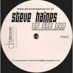 Steve Haines - Steve Haines - On The Run - Discover Records